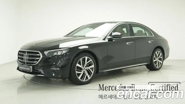 Mercedes-Benz E-class E220d 4MATIC Exclusive